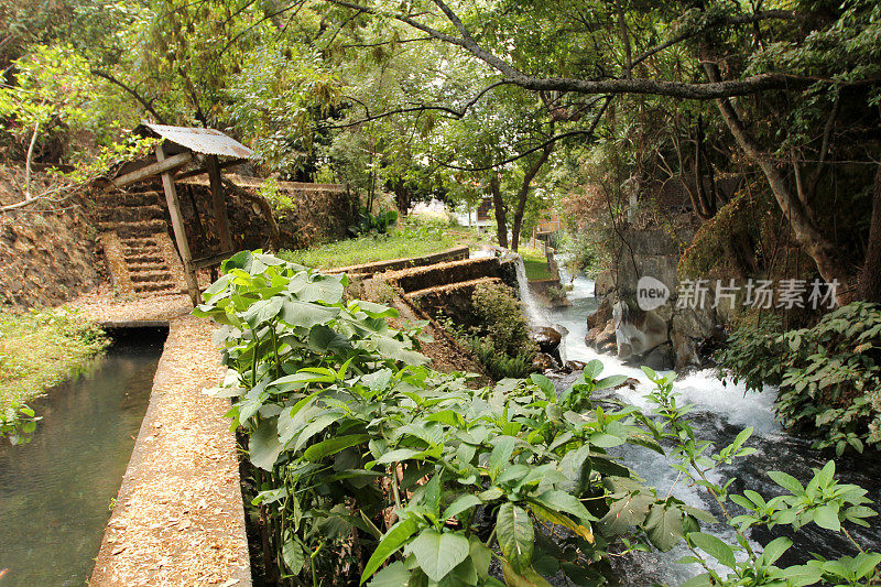 Uruapan, cupatitzi的barranca。